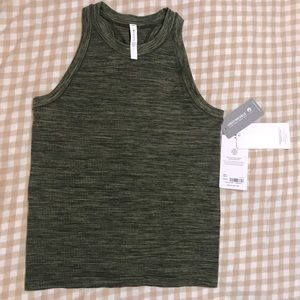 Athleta Renew Racerback Tank - Space Dye Heather Green “Unstinkable” sz L fits M